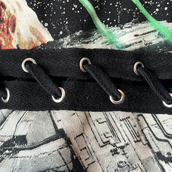 Star Wars Womens Cropped Sweatshirt Black Millenium Falcon Grommets. Size large - Picture 2 of 6